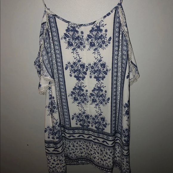 Off-The-Shoulder Dress - Picture 2 of 3